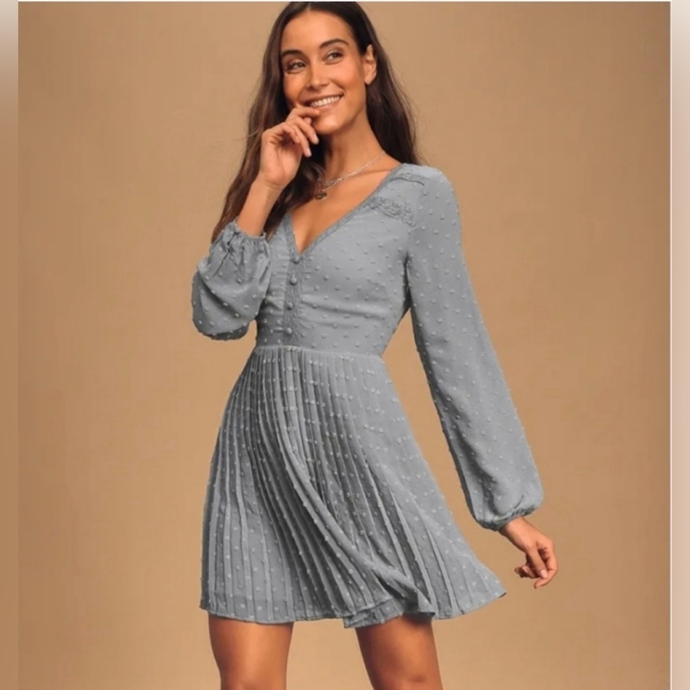 Lulu’s blue Swiss dot dress